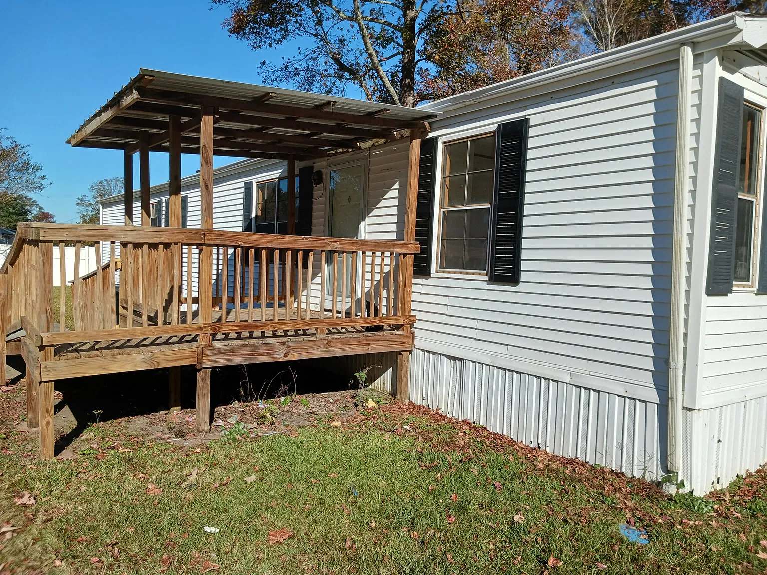 1207 Stoneybrook Drive — Photo 2