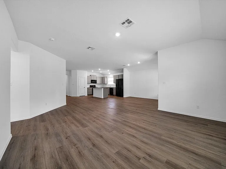 145 Crawford — Photo 13