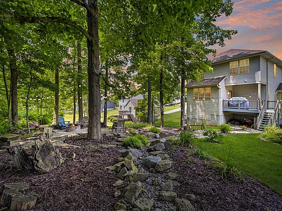 3rd image of 1427 Brabamhurst Dr Lot 2102