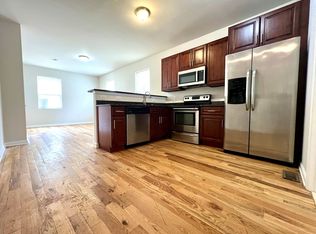 17th St N 2106, Philadelphia, PA 19121