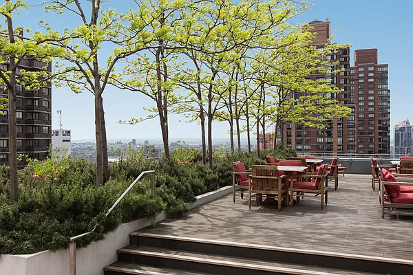 Rented by Douglas Elliman | media 14