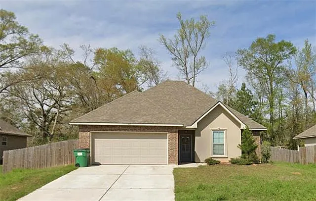 11112 Regency Ave — Photo 1