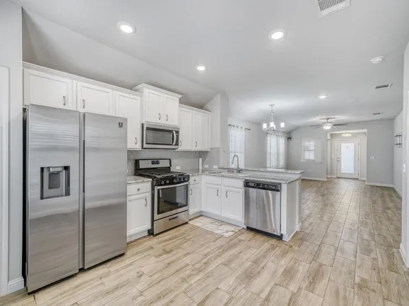 8303 Cottage Rose Dr, Austin, TX 78744