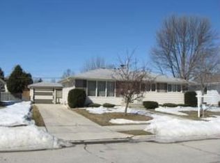 2014 N 26th St, Sheboygan, WI 53081