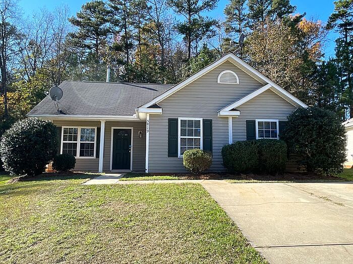 1st image of 5819 Hamilton Oaks Dr
