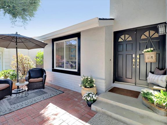 3rd image of 6138 Paso Los Cerritos
