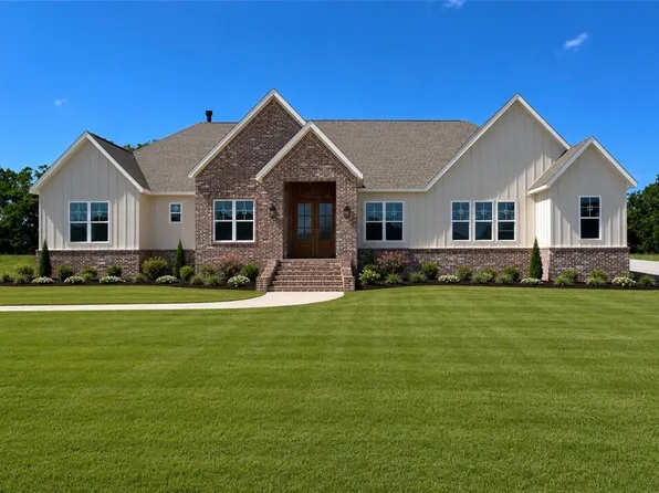5386 E Three Daughters Lndg, Fayetteville, AR 72701