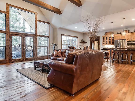 5th image of 3016 River Lakes Dr