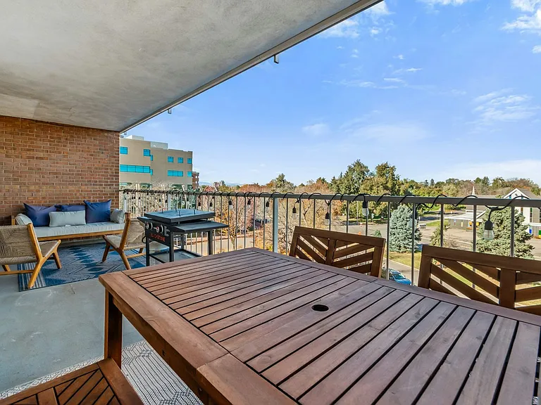 4800 E Hale Pkwy — Photo 31