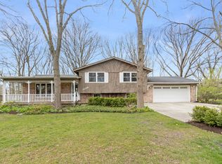 22246 S Galahad Dr, Joliet, IL 60404