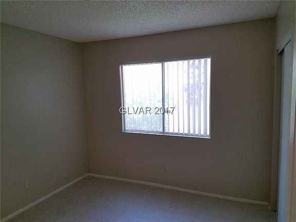 3rd image of 2426 Millcroft Dr #0