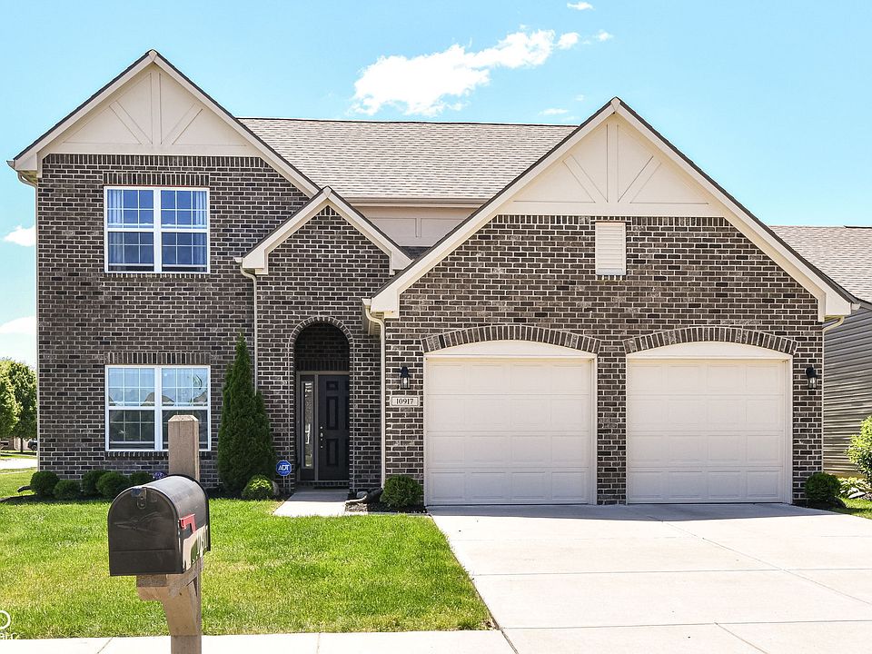 1st image of 10917 Hunter Lake Ln