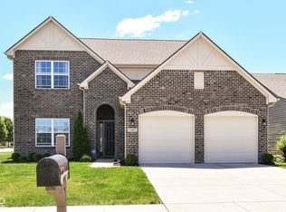 10917 Hunter Lake Ln, Indianapolis, IN 46239