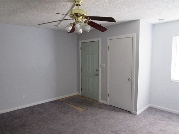 2nd image of 2133 Schwab Ct