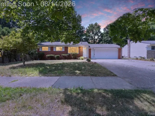 19007 Filmore St, Livonia, MI 48152