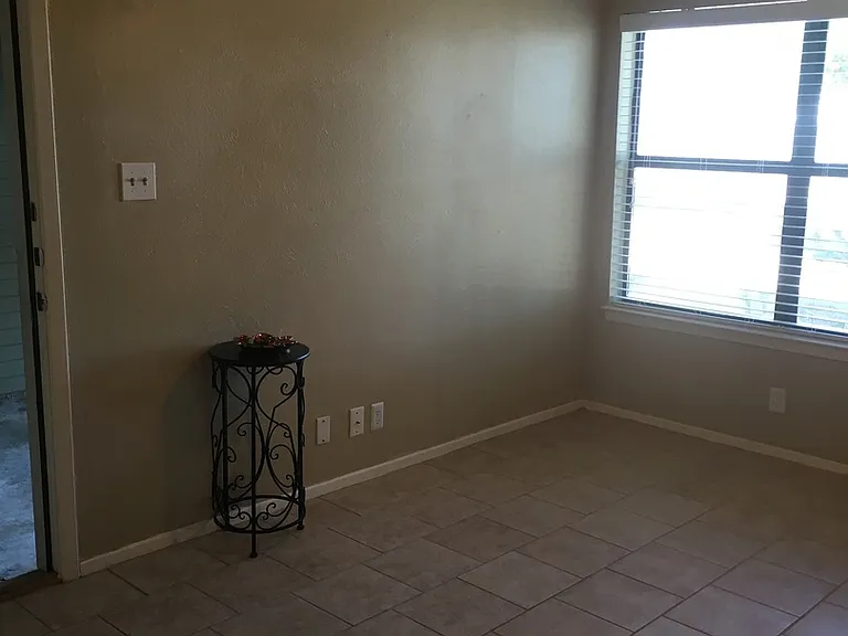 1500 Northwest Blvd — Photo 17