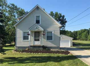 2745 Royalwood Rd, Broadview Heights, OH 44147