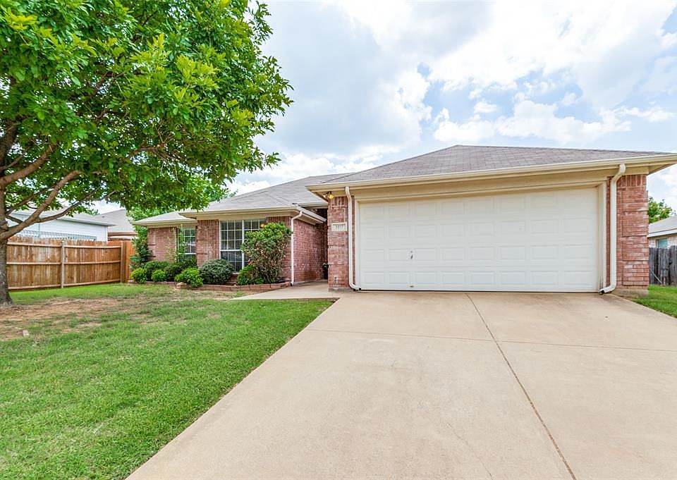 Welcome To 3017 Shoreside Pkwy, Hurst, TX 76053