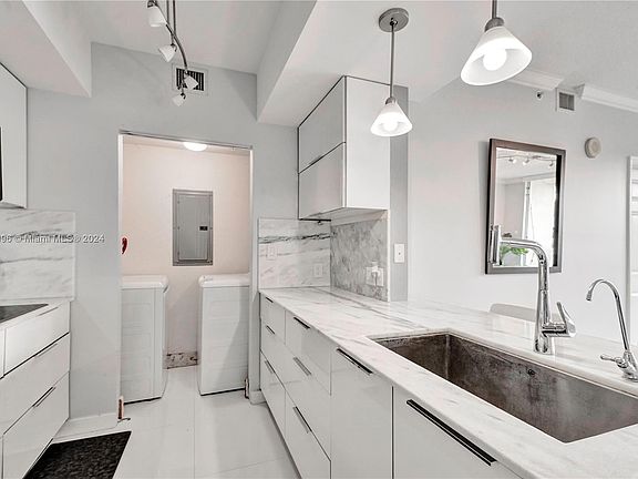 2nd image of 2000 N Bayshore Dr APT 503