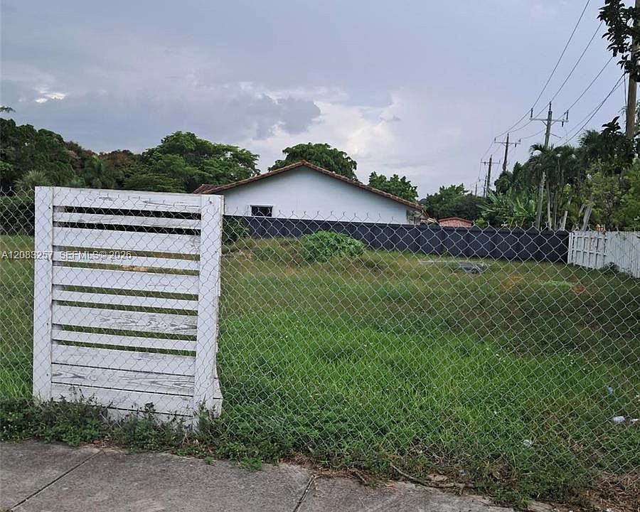 1st image of 9801 SW 56th St