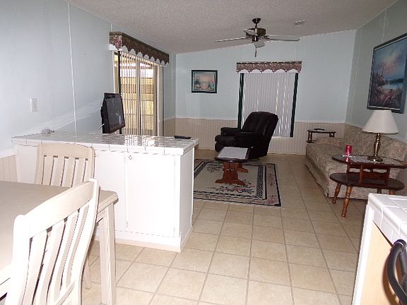 5th image of 214 Gull Ln