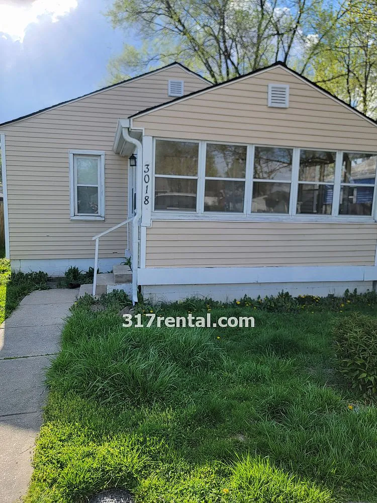 3018 Mars Hill St photo 1