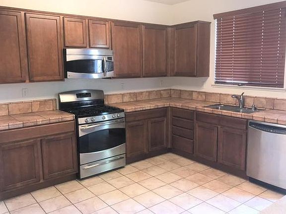 3rd image of 200 Picasso Cir