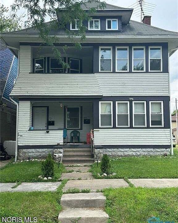 1st image of 856 Lincoln Ave