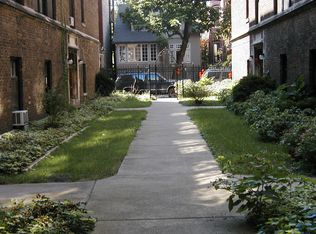 3157 N Hudson Ave APT D1, Chicago, IL 60657