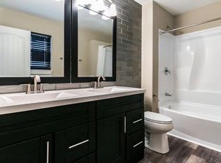 1501 Bridlespur Dr, Wentzville, MO