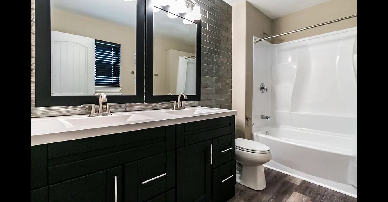 1501 Bridlespur Dr photo 1