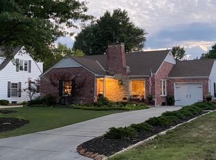 247 N Parkwood Ln, Wichita, KS 67208