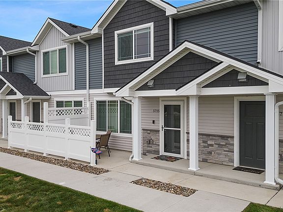 3rd image of 5715 NE Lowell Ln