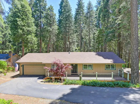 3063 Zinc Dr, Pollock Pines, CA 95726