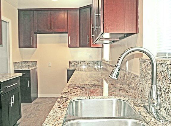 3rd image of 1438 E Idahome St