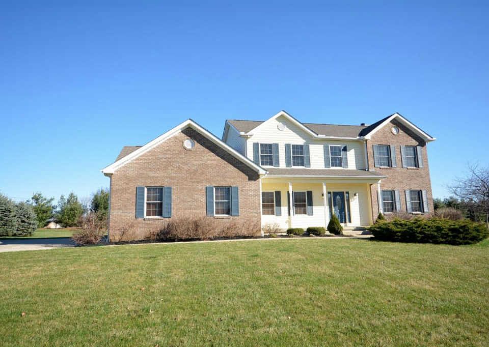 1st image of 104 Hidden Hills Dr