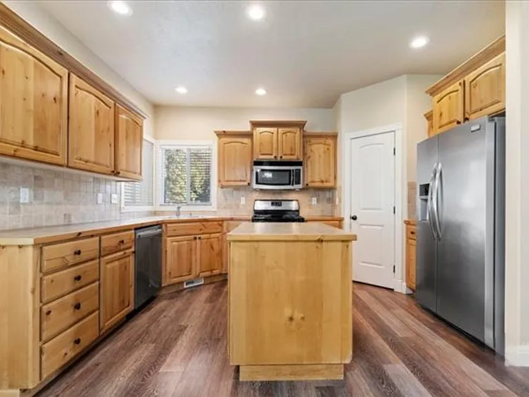 N Dove Ridge Pl — Photo 5