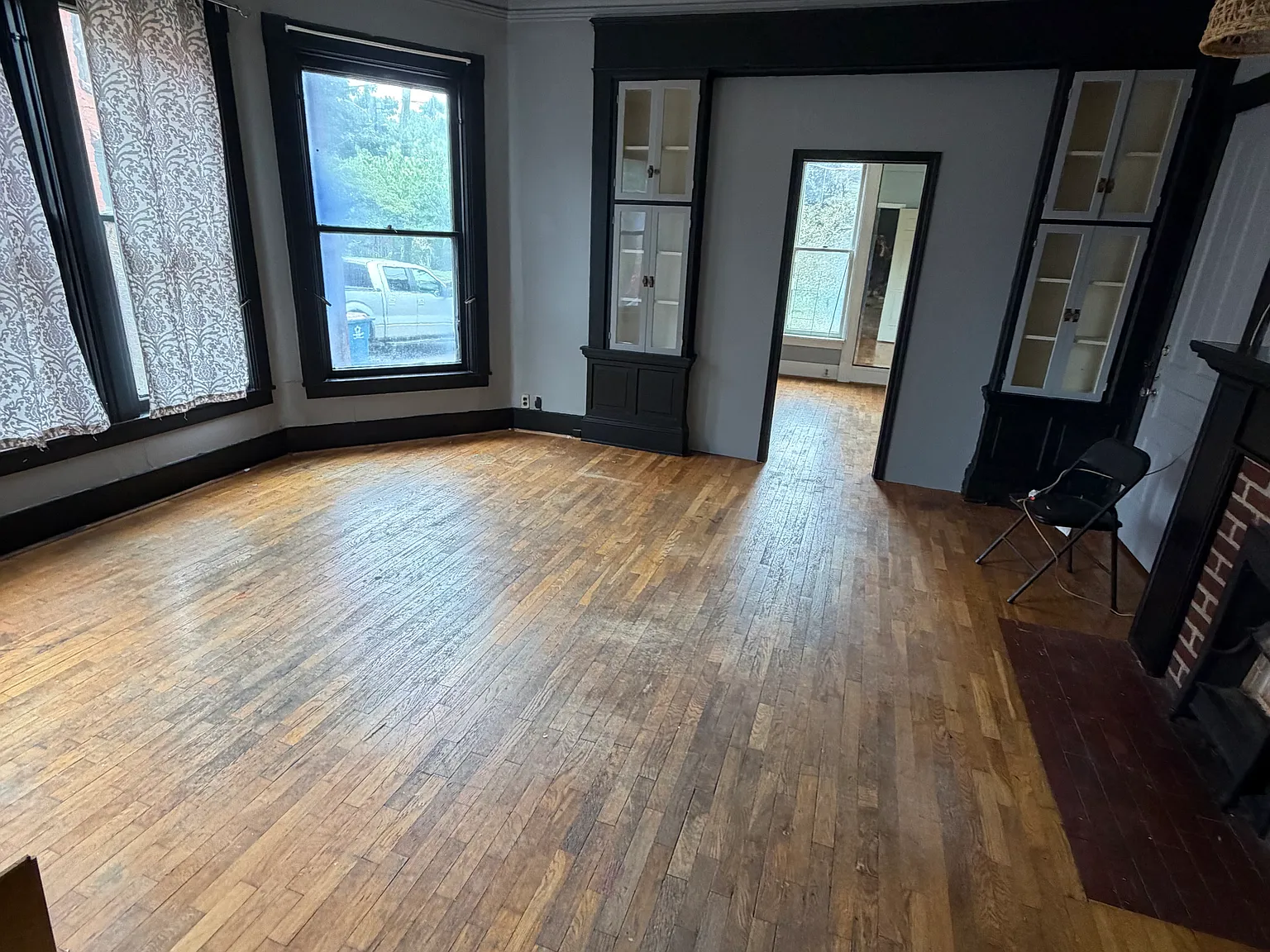 3 bed, 1200 sqft, $1,250 — Photo 3