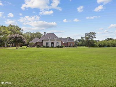 230 Talon Rd, Youngsville, LA, 70592