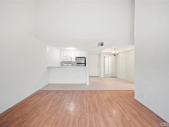 3rd image of 7640 Oso Ave APT 316