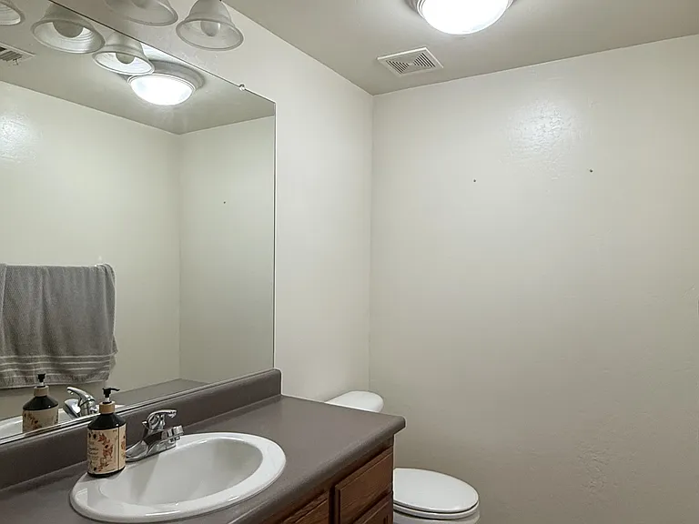 142 W Reese Ave — Photo 20