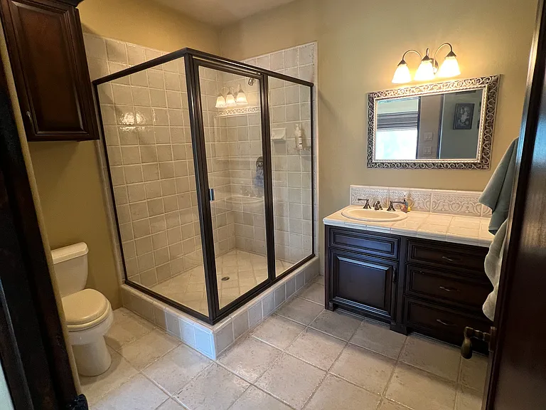 2104 Wedgemont Pl — Photo 21