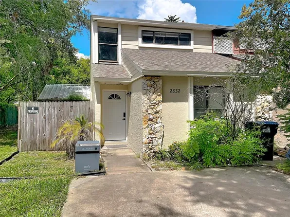 2832 HUNT CLUB LANE, ORLANDO, FL 32826