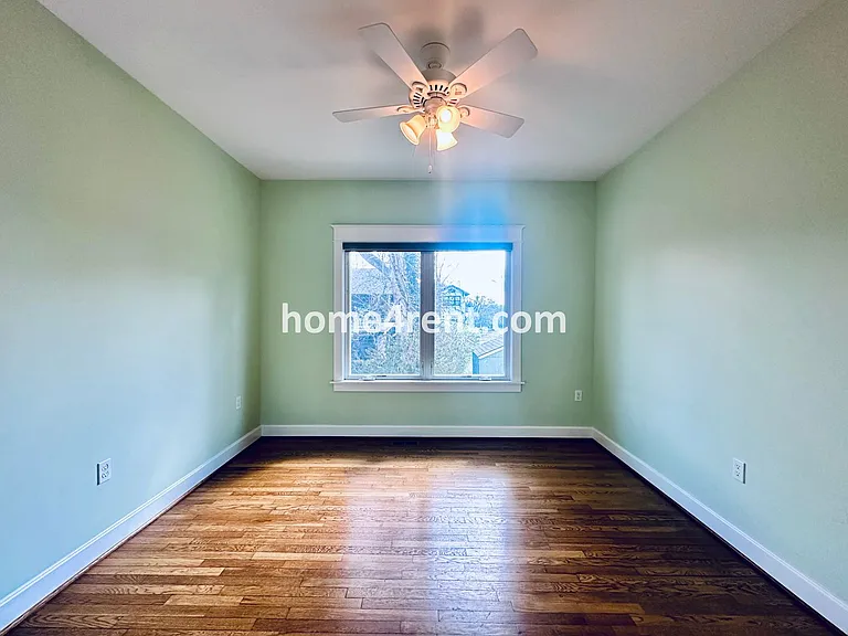 4741 Holly St — Photo 25