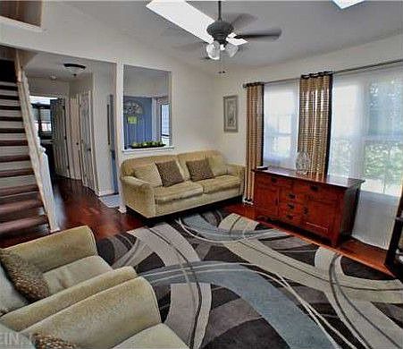 5th image of 474 Crosland Ct
