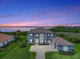 3051 Rivershore Ln, Port Charlotte, FL 33953