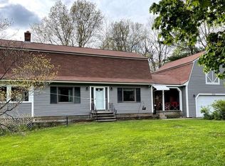 1232 Dunhamtown Brimfield Rd, Brimfield, MA 01010