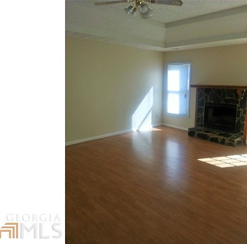 2nd image of 341 Spring Rd