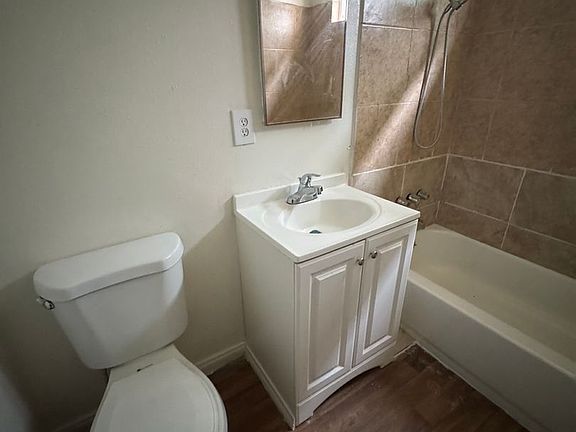 4th image of 11202-11208 E Klingerman St #11208-01