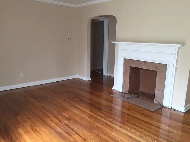 1799 S Gordon St SW — Photo 5